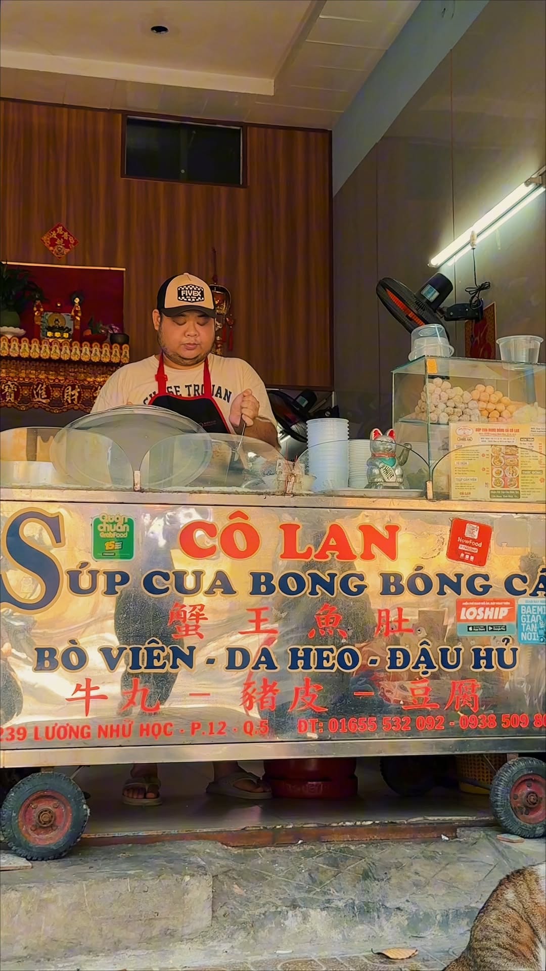 Ho Chi Minh City Crab and Fish Maw Soup Stall