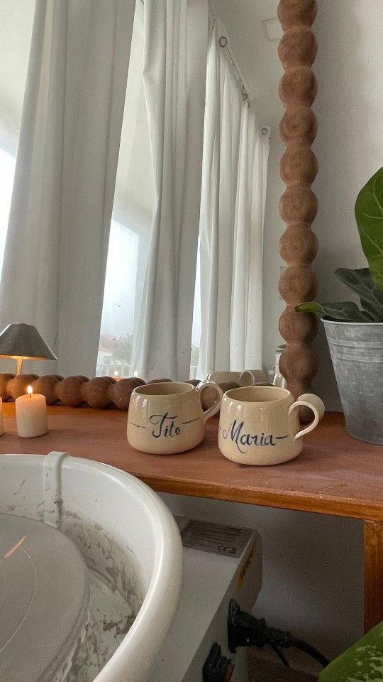 Lisbon's Ceramic Shop Showcases Pottery
