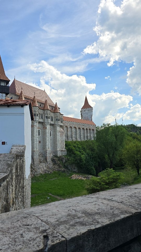 1 Landmarks in Hunedoara