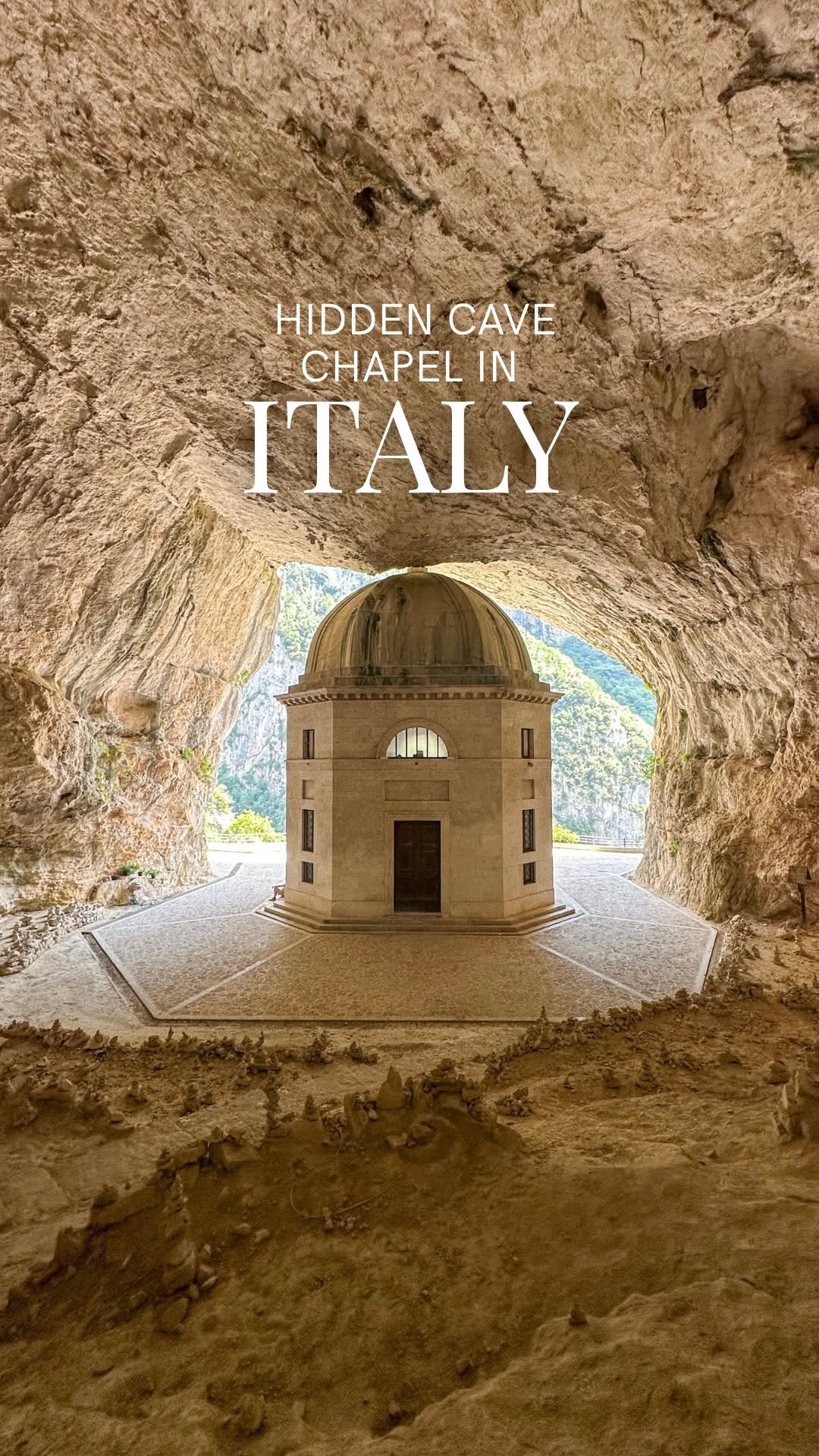 2 Landmarks in Marche