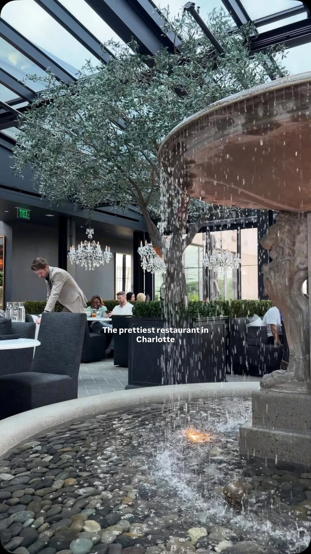 Dreamy Rooftop Restaurant Feels Like Calabasas