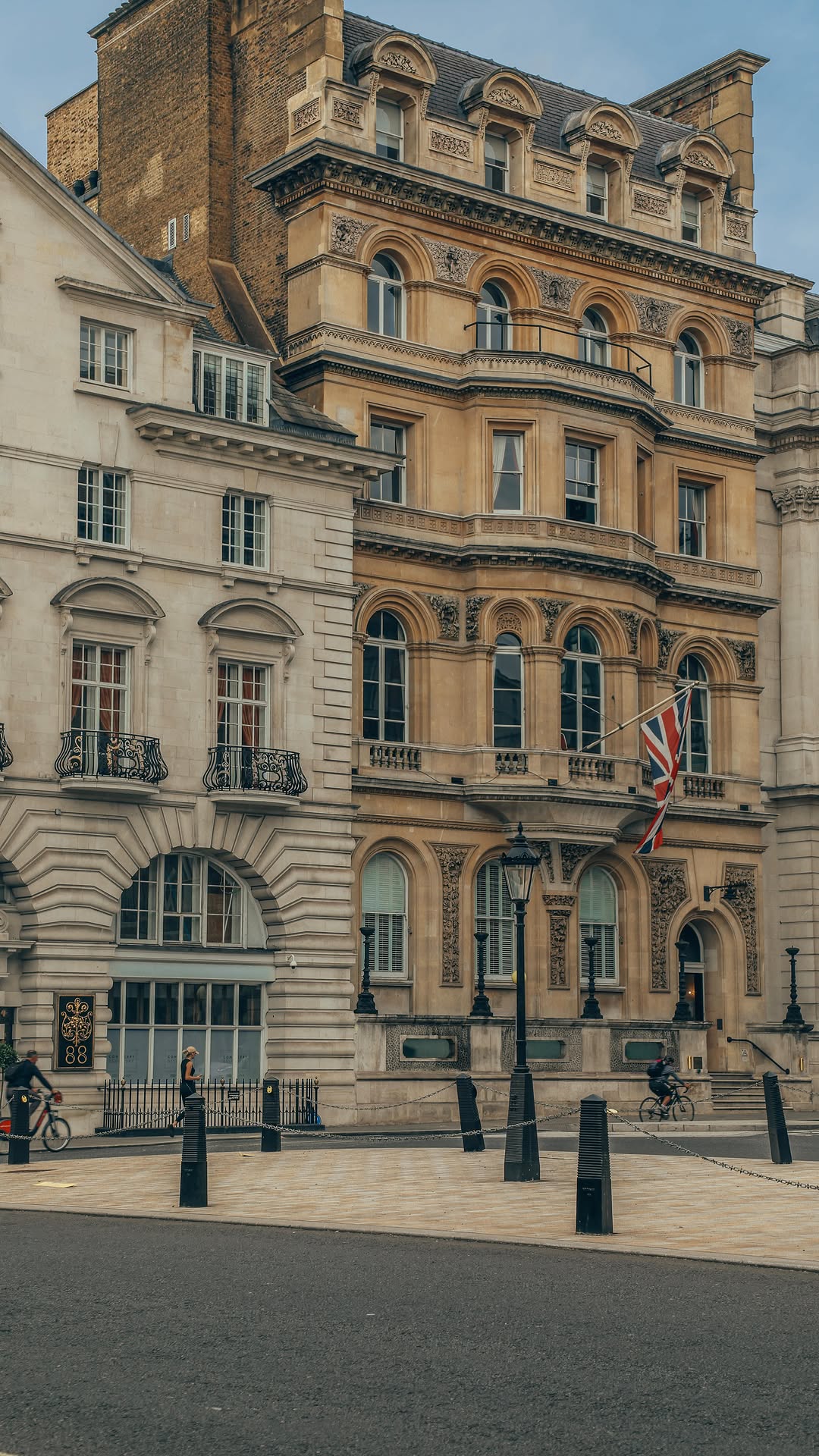 12 Places in England