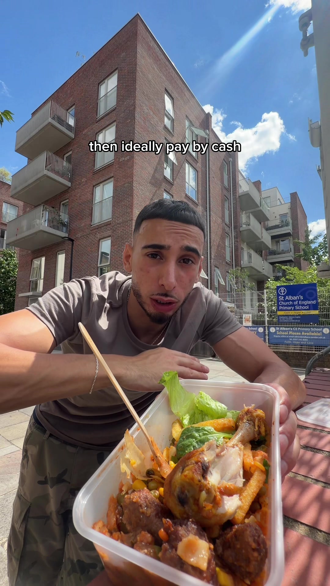 Affordable London Lunch Buffet Featuring Halal Options