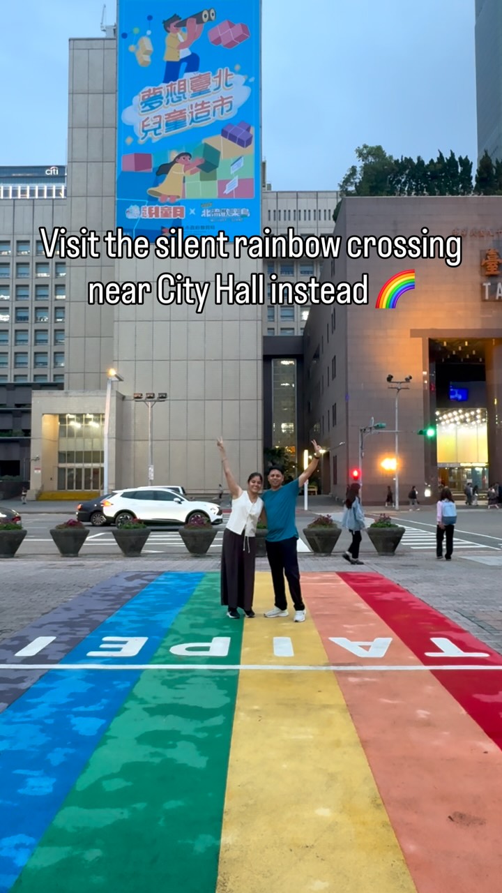 Taipei Rainbow Crossings Offer Unique Photo Ops