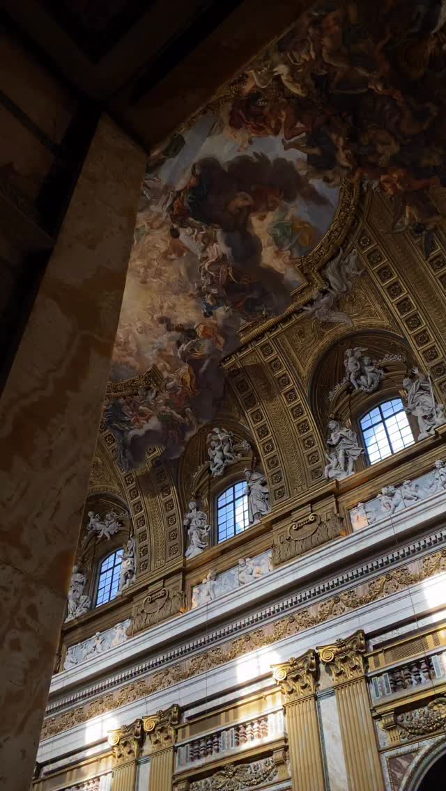 Chiesa del Gesù's Ornate Interior and Frescoes