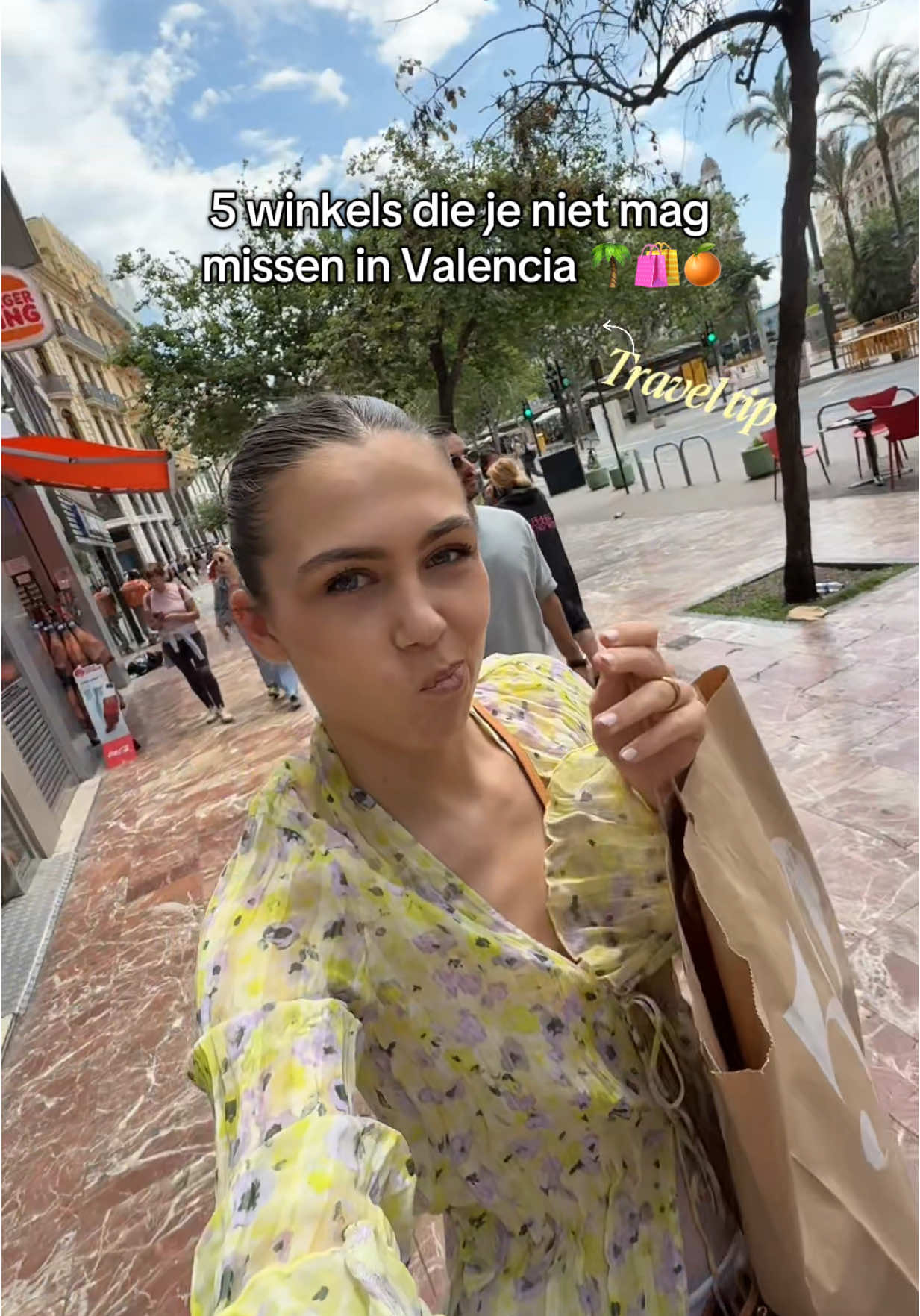 Valencia Stores: Fashion and Beauty Destinations
