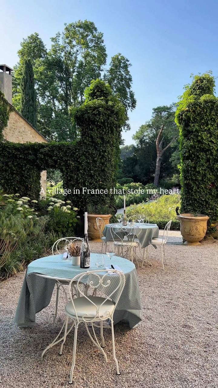 8 Places in Lourmarin