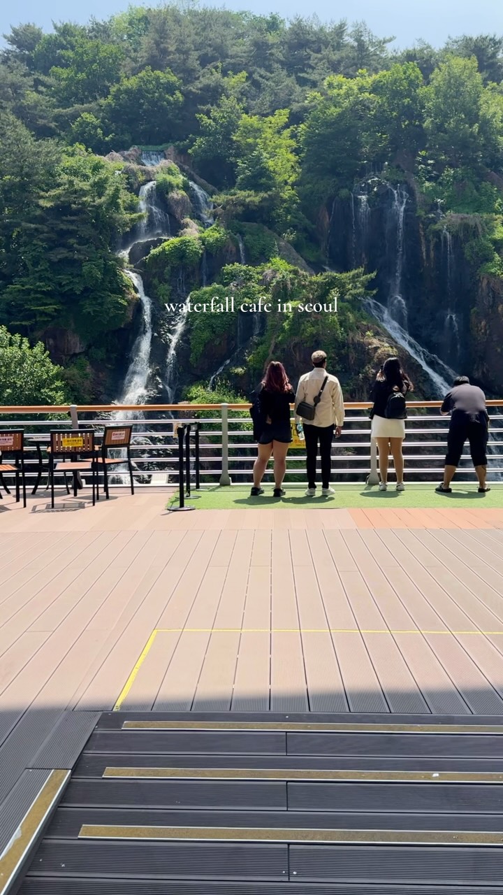 Seoul Waterfall Cafe: Cafe Pokpo