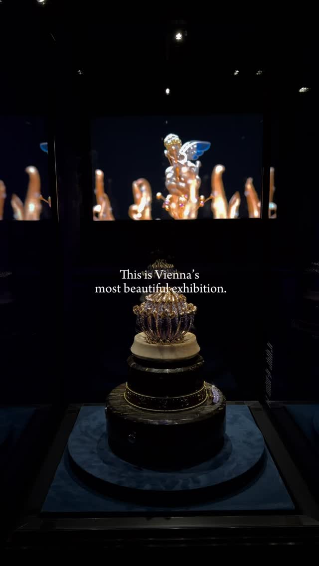 Jewels on Display at Applied Arts Museum