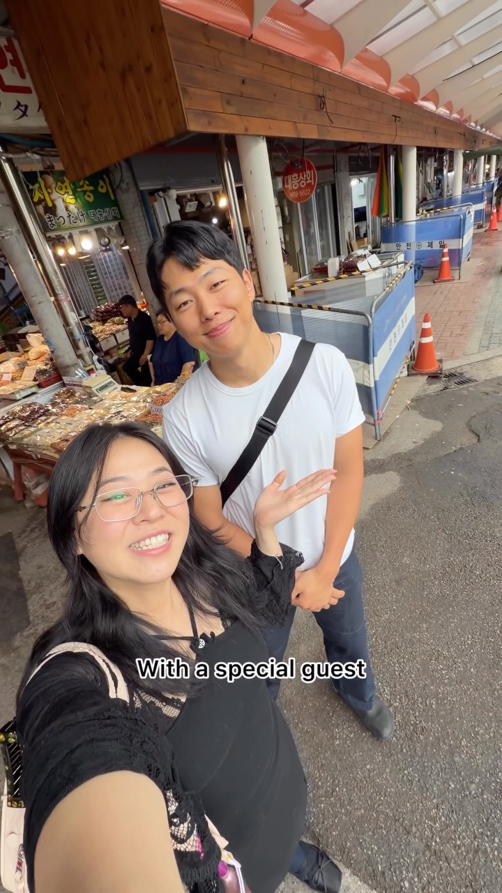 Seoul's Gyeongdong Market Food and Drink Tour