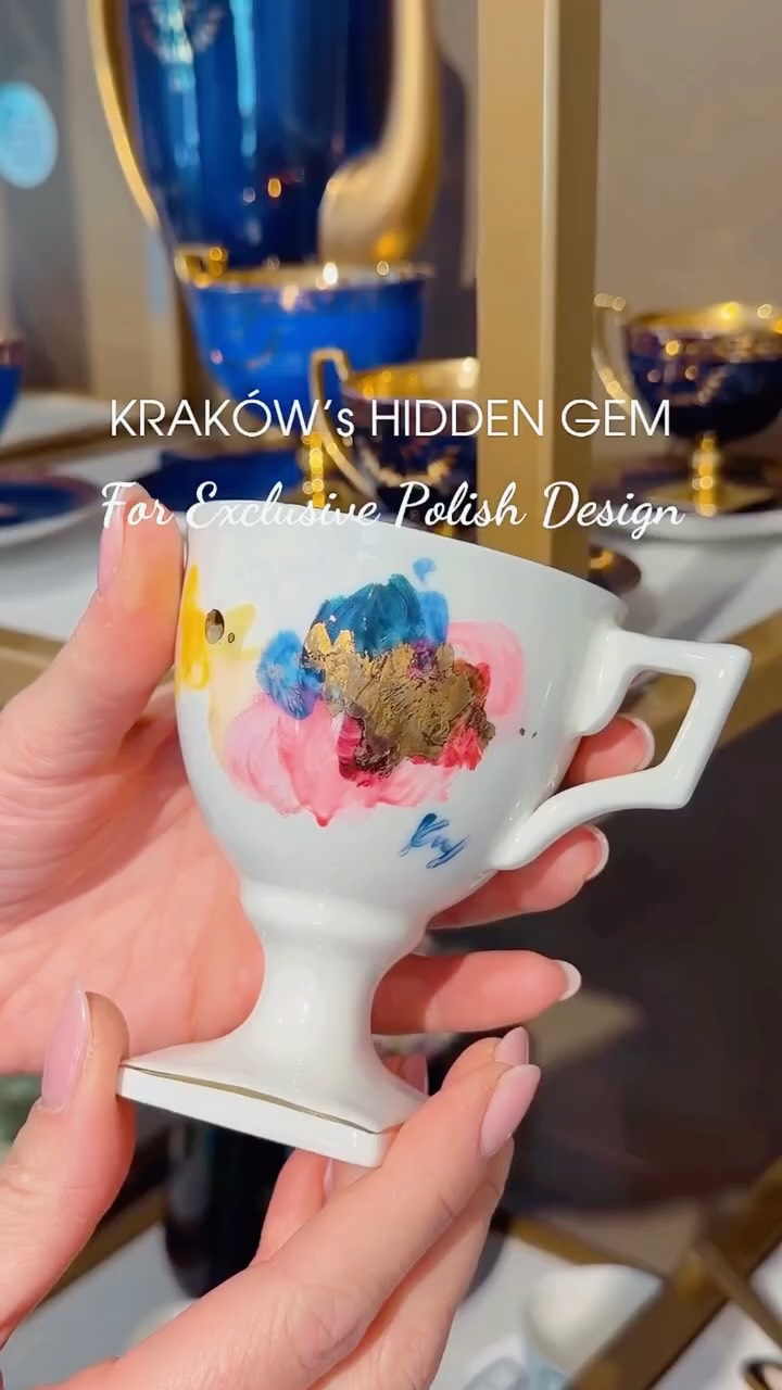 Discover Pink Porcelain At As Ćmielów Showroom