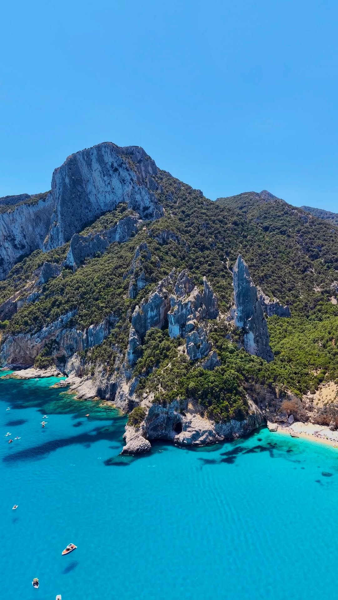 9 Beaches in Italy