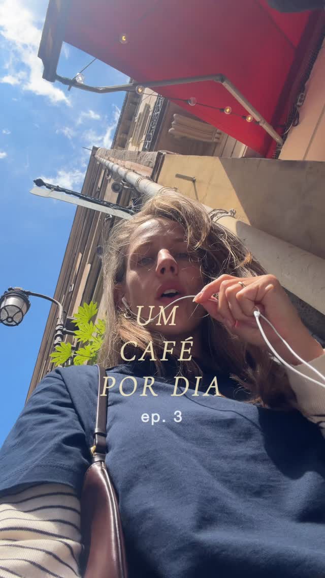 Parisian Coffee Traditions Near The Louvre