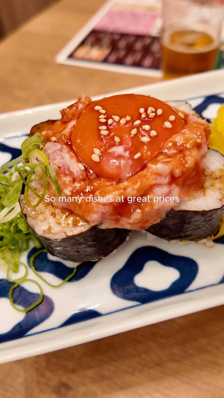 Retro Izakaya Serves Osaka Classics Late