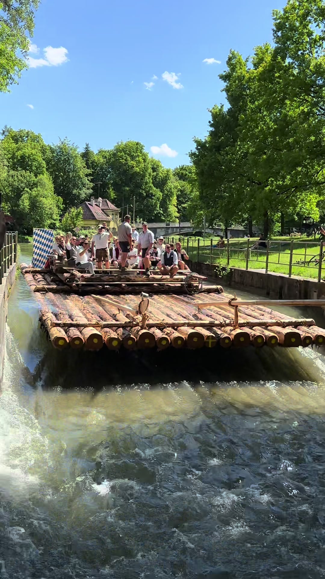 Munich's Hofbräuhaus and Isar River Rafting