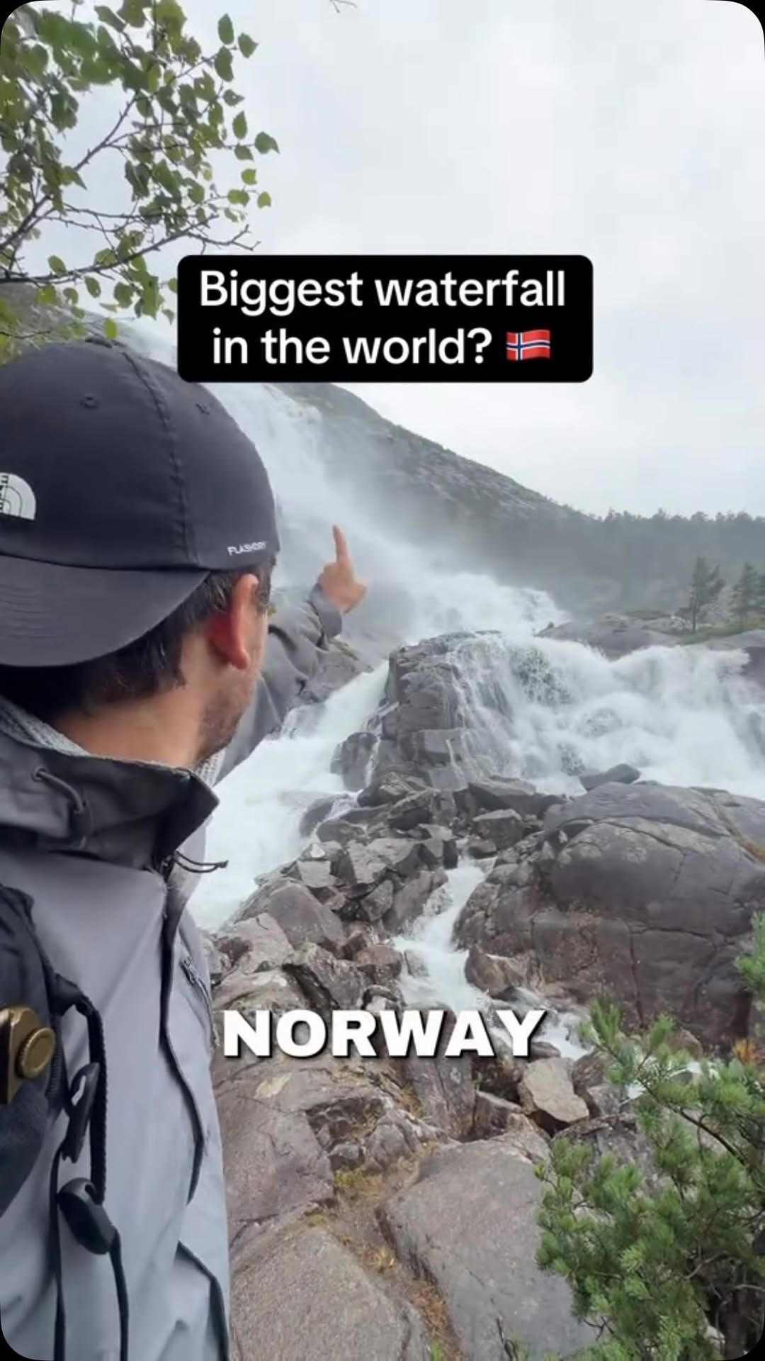 Langfossen Waterfall: Norway's Accessible Natural Wonder