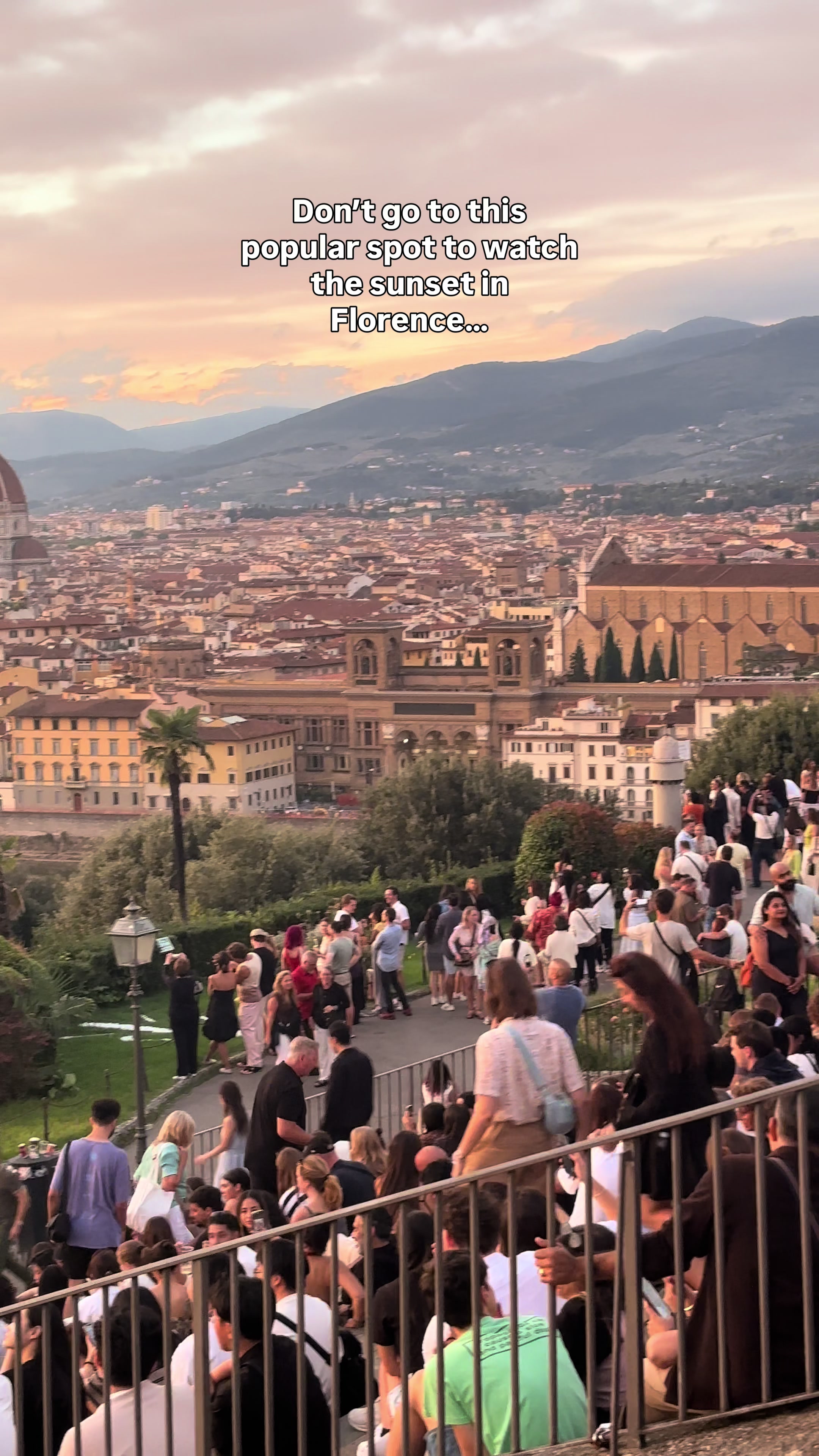 Florence Sunset Views: Crowded Versus Quiet