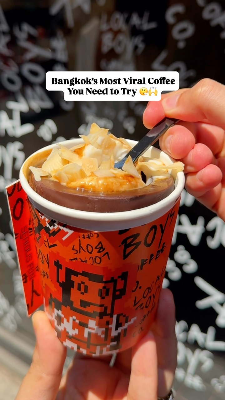 Unique Chocolate Coffee Cups in Bangkok