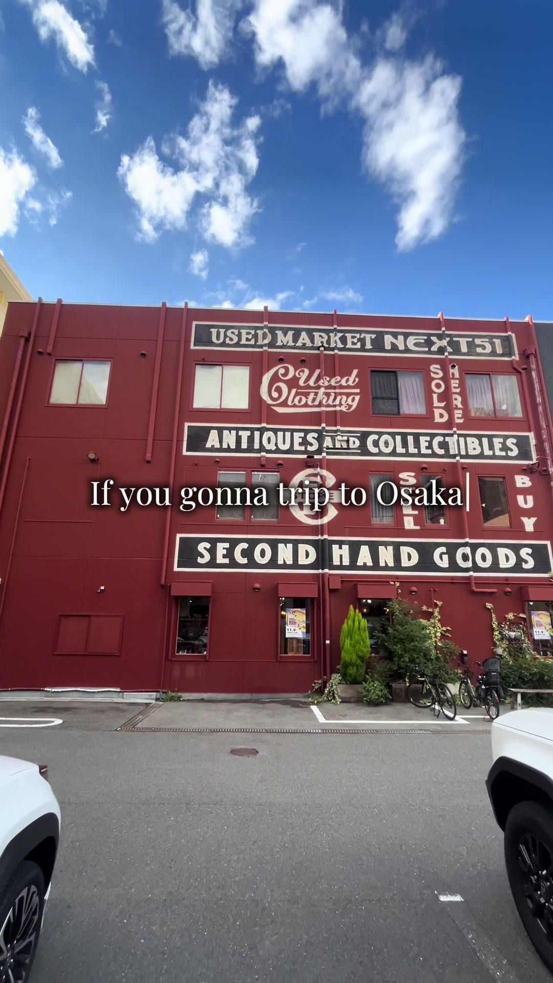 Osaka's Discount Luxury Vintage Market
