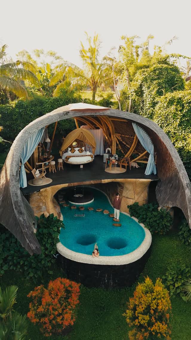 Bali's Bamboo House: Creative Architectural Design