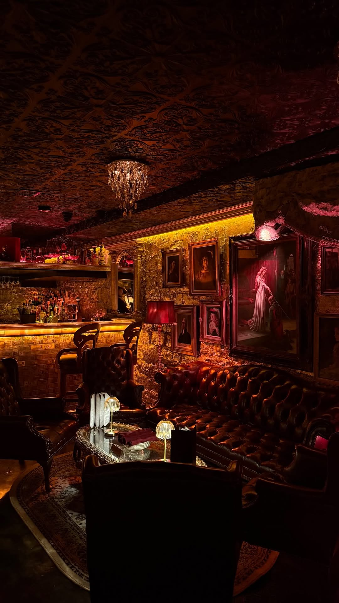 Hidden Chicago Bar With Dragon Door