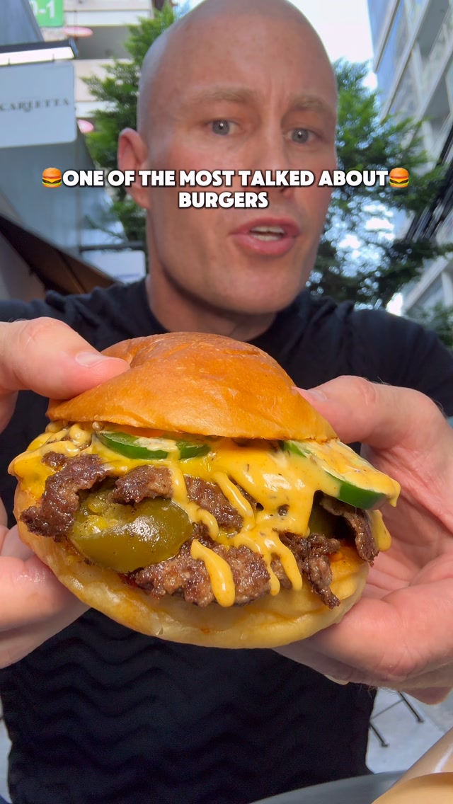 Bangkok Smash Burger Truck Delivers Big Flavors