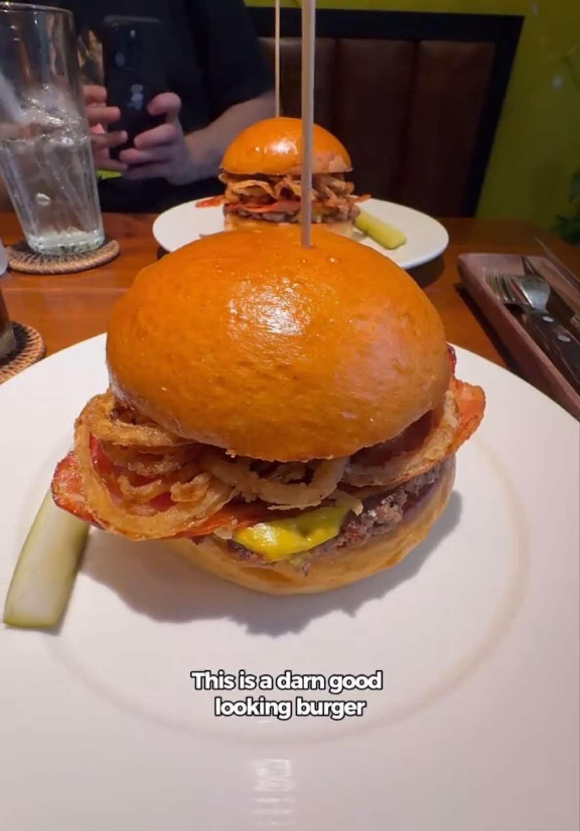 Burger Joint Saigon: Bacon Onion Classic Review