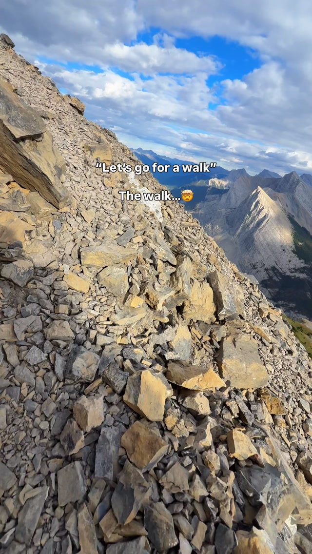 Two Alberta Peaks Offer Dramatic Mountain Panoramas