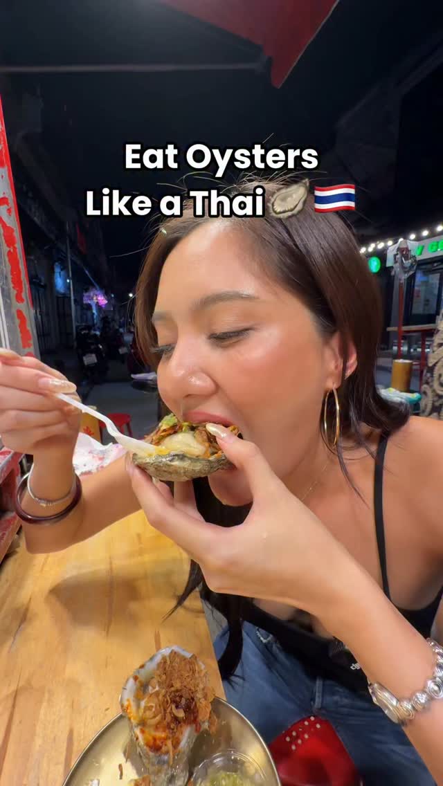 Thai Oysters in Bangkok's Chinatown