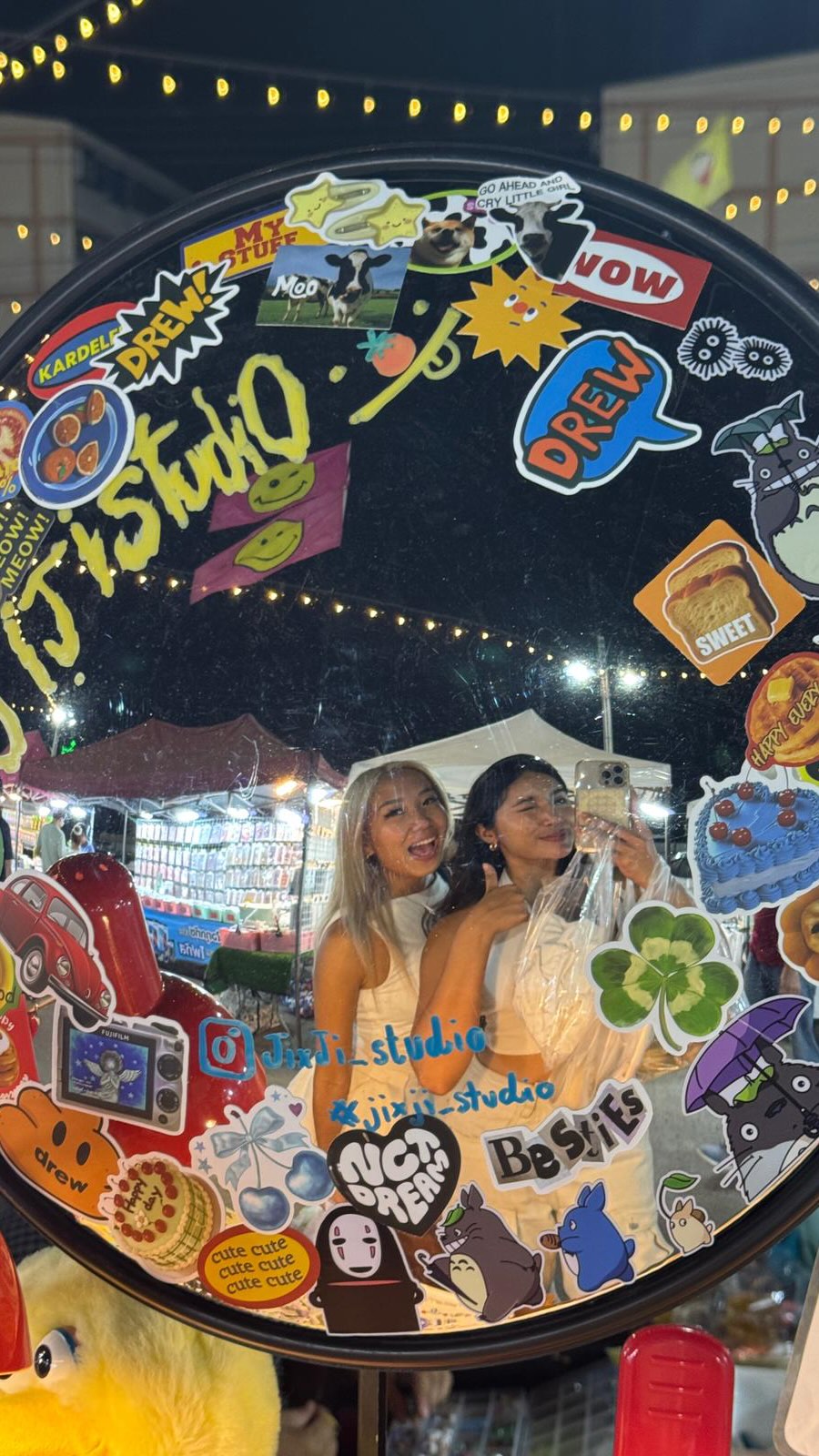 Bangkok's Yaek Kor Por Aor Market Delights Locals