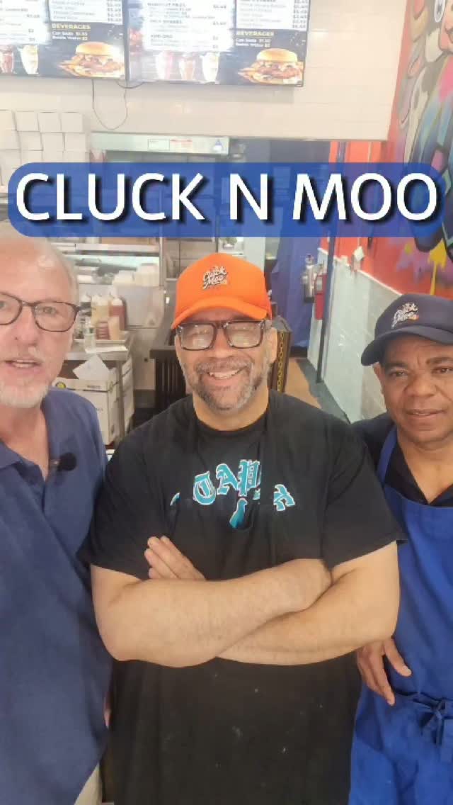 New York City Spots: Gray's Papaya & Cluck n Moo
