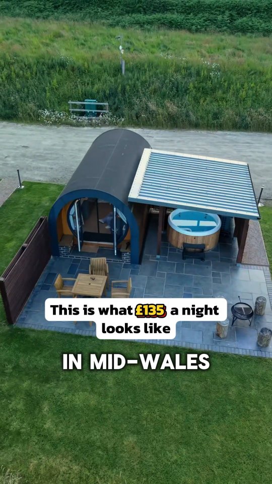 Tranquil Welsh Getaway Featuring Hot Tub & Views