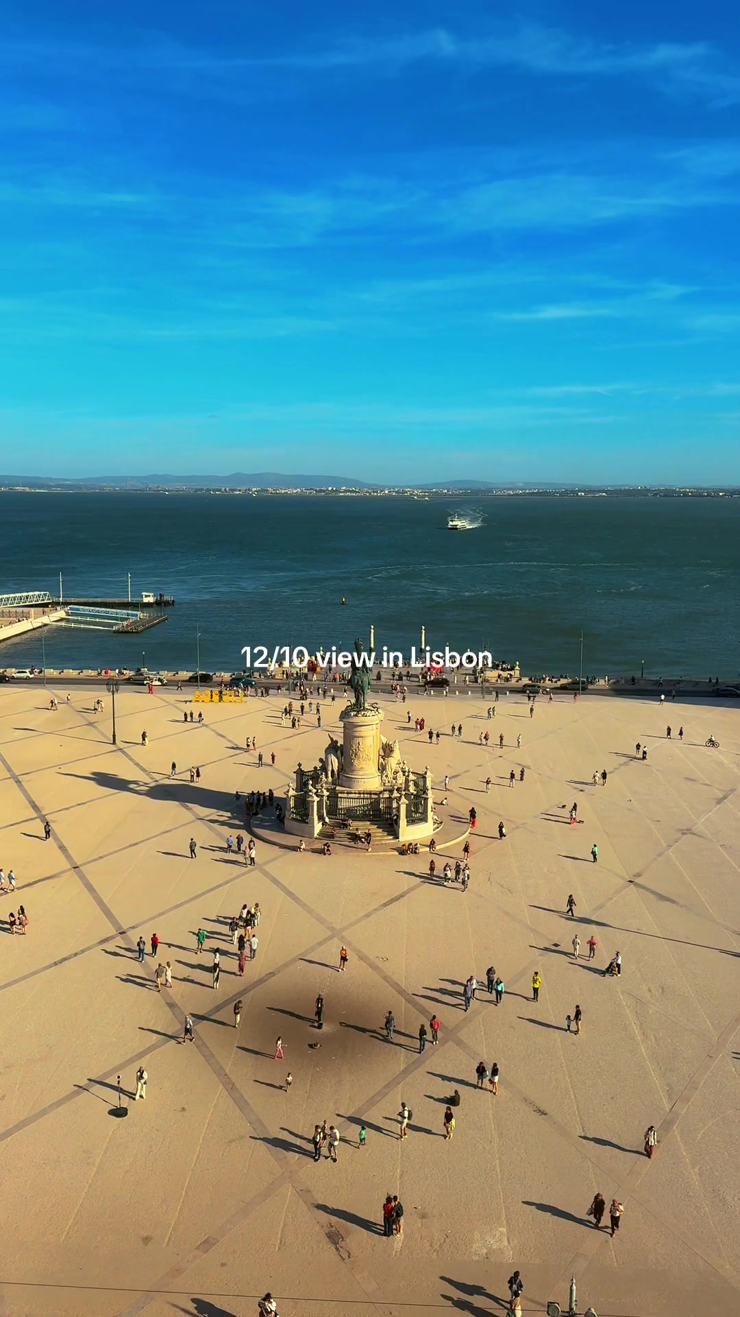 Lisbon's Praça do Comércio and Rua Augusta Arch