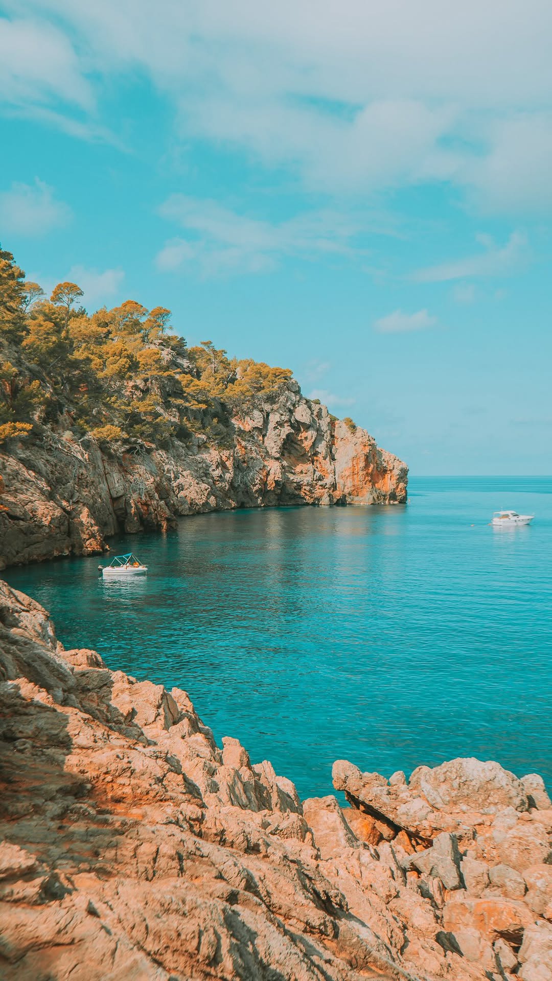 Mallorca's Best Beaches, Restaurants, and Villages