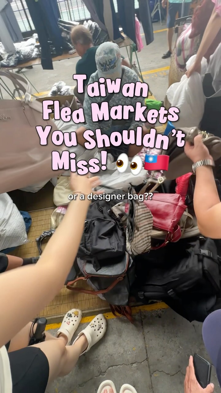 Chongxin Bridge Flea Market's Bargains