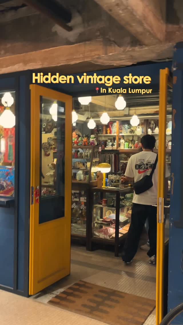 Discover Vintage Finds and Fun at REXKL