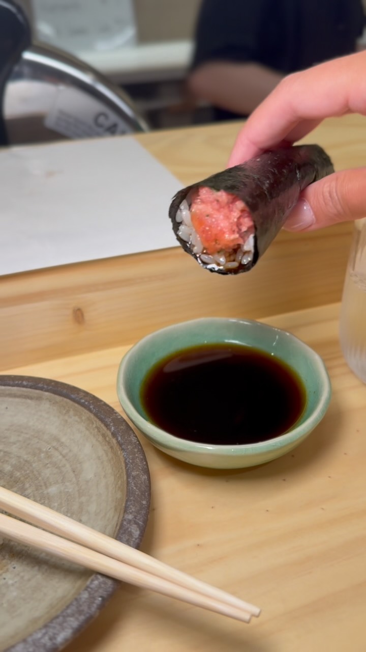 East Village Hand Roll Bar Offers No-Tip Service