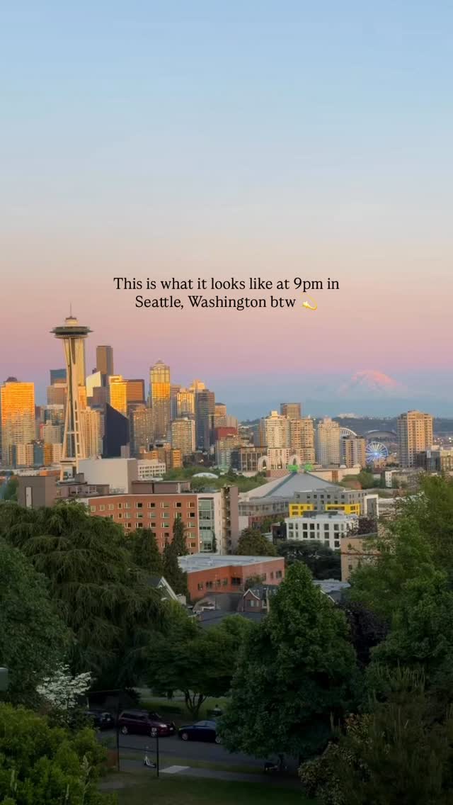 Iconic Seattle Views Feature Cityscapes and Mountains