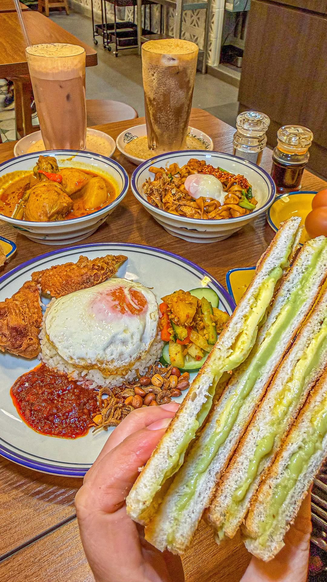 3 Places in Singapore