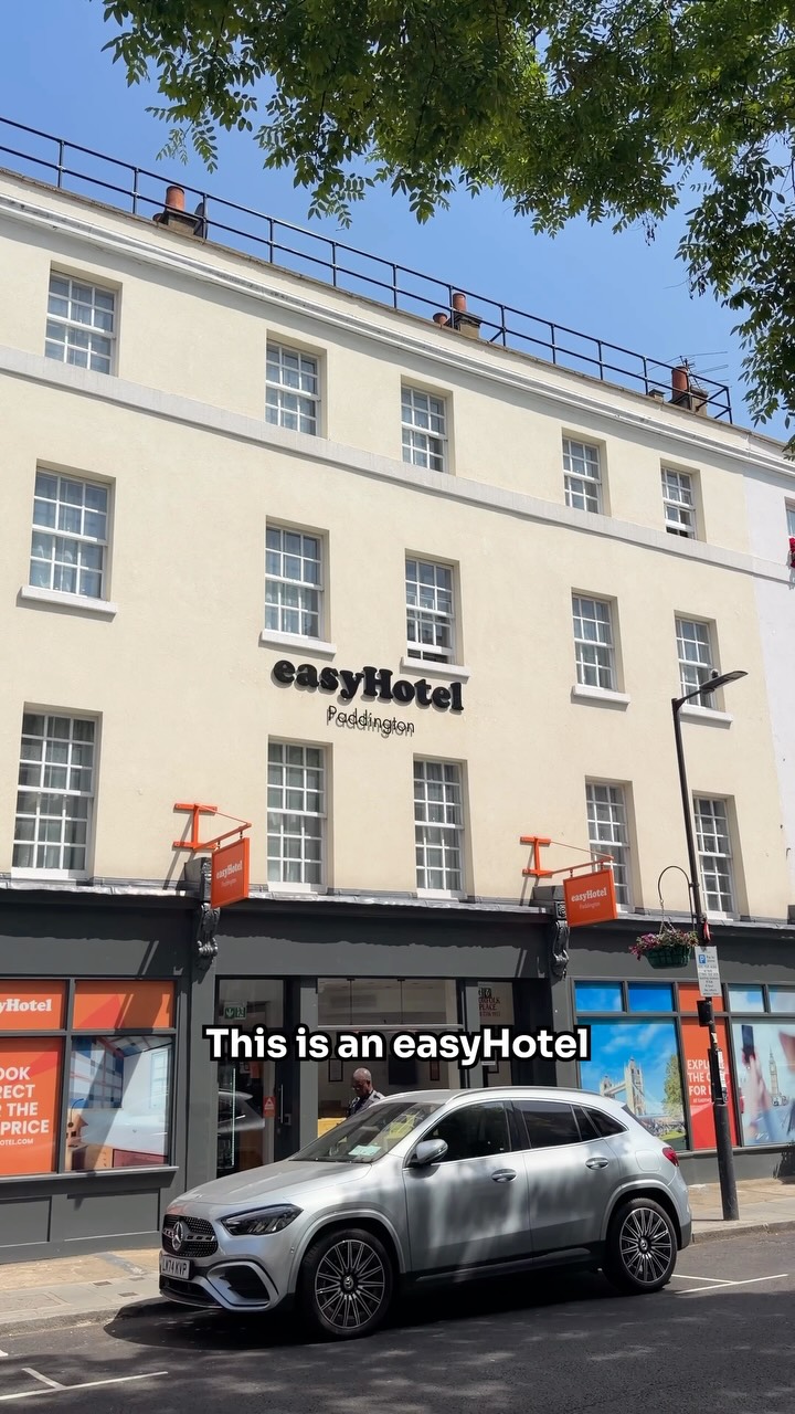 London Landmarks And An EasyHotel Stay