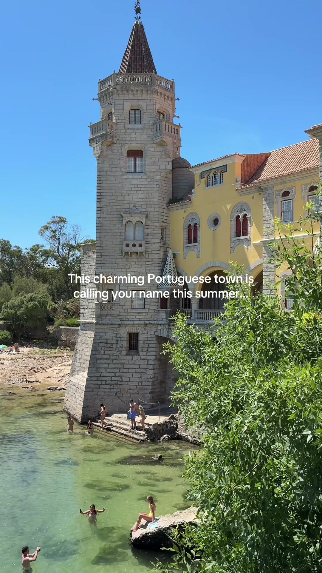6 Places in Cascais