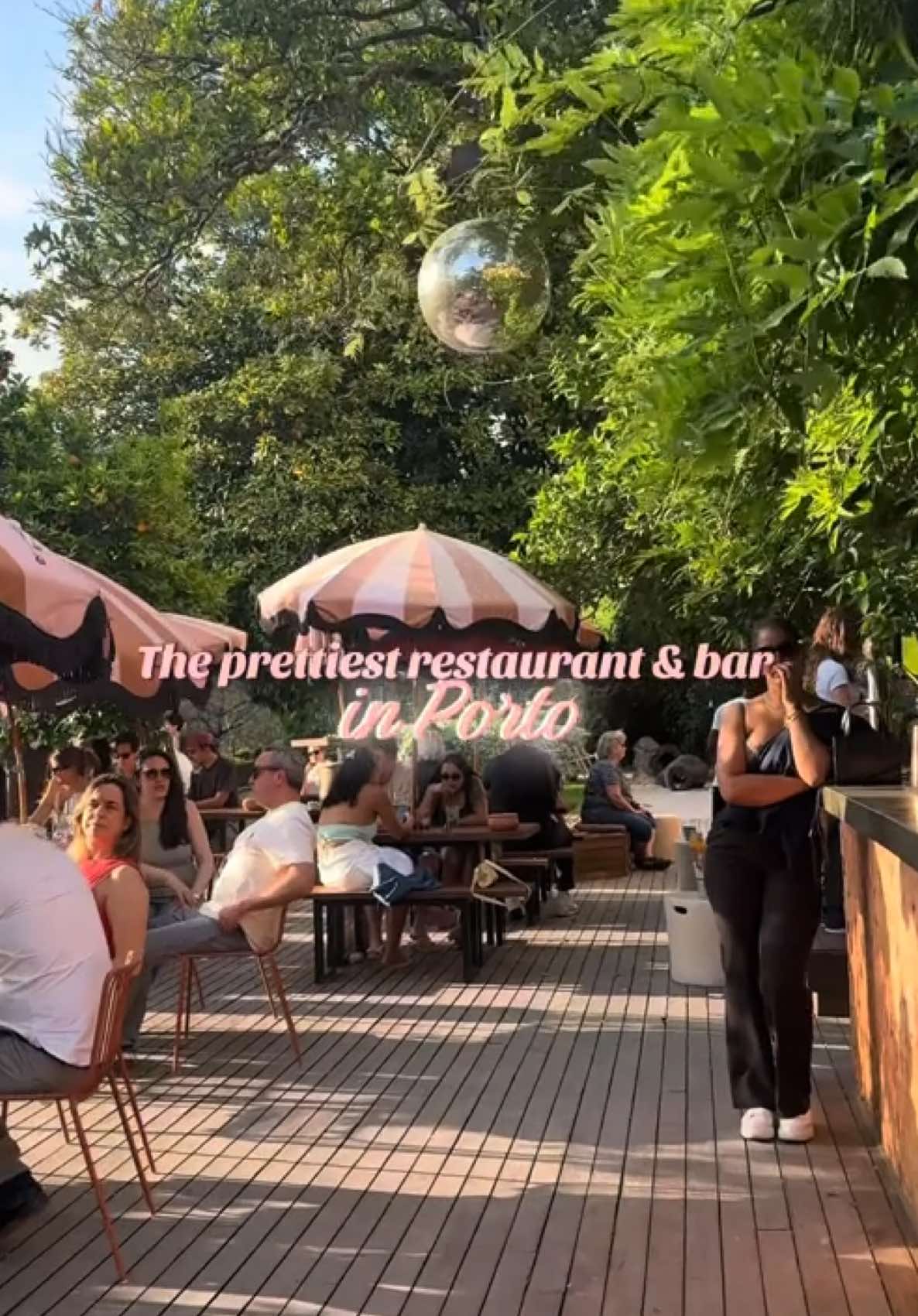 BOSCO Porto: Lively Restaurant And Bar