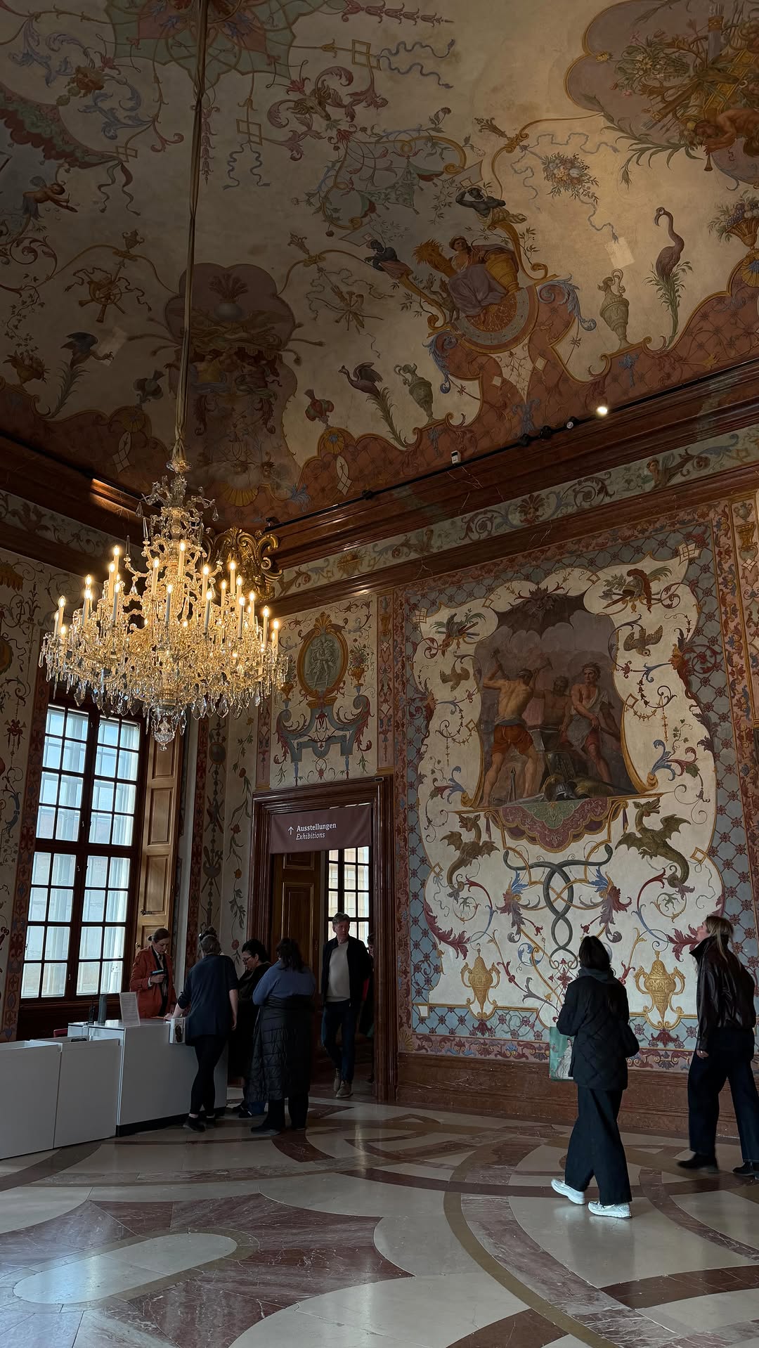 1 Places in Roma