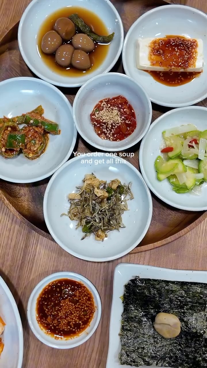 New Korean Seaweed Soup Spot Opens in Hong Kong