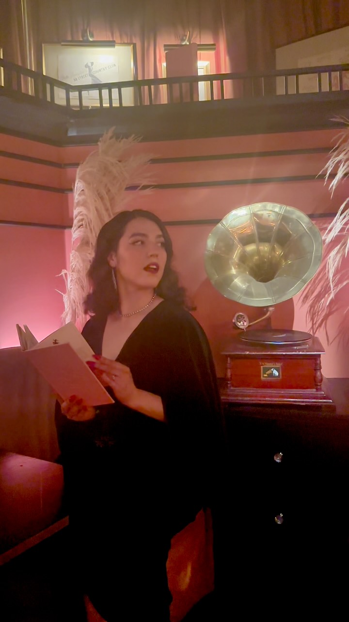 Belle Livingstone's Jazz Age Speakeasy