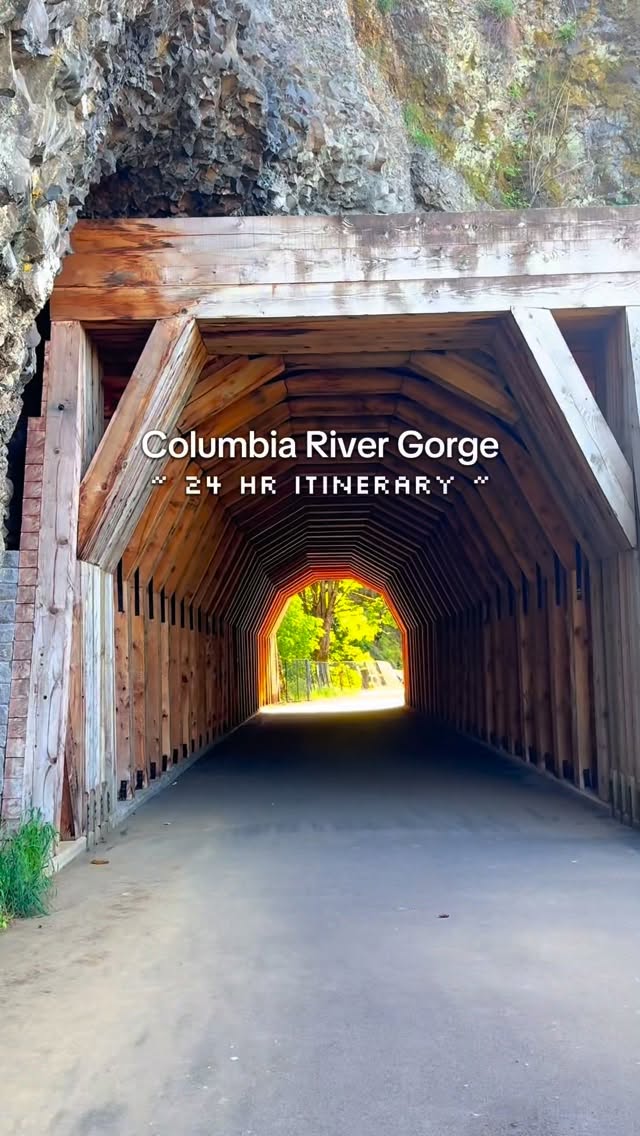 Waterfalls Along the Columbia River Gorge