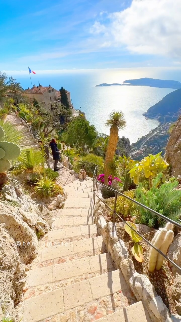 4 Attractions in Èze
