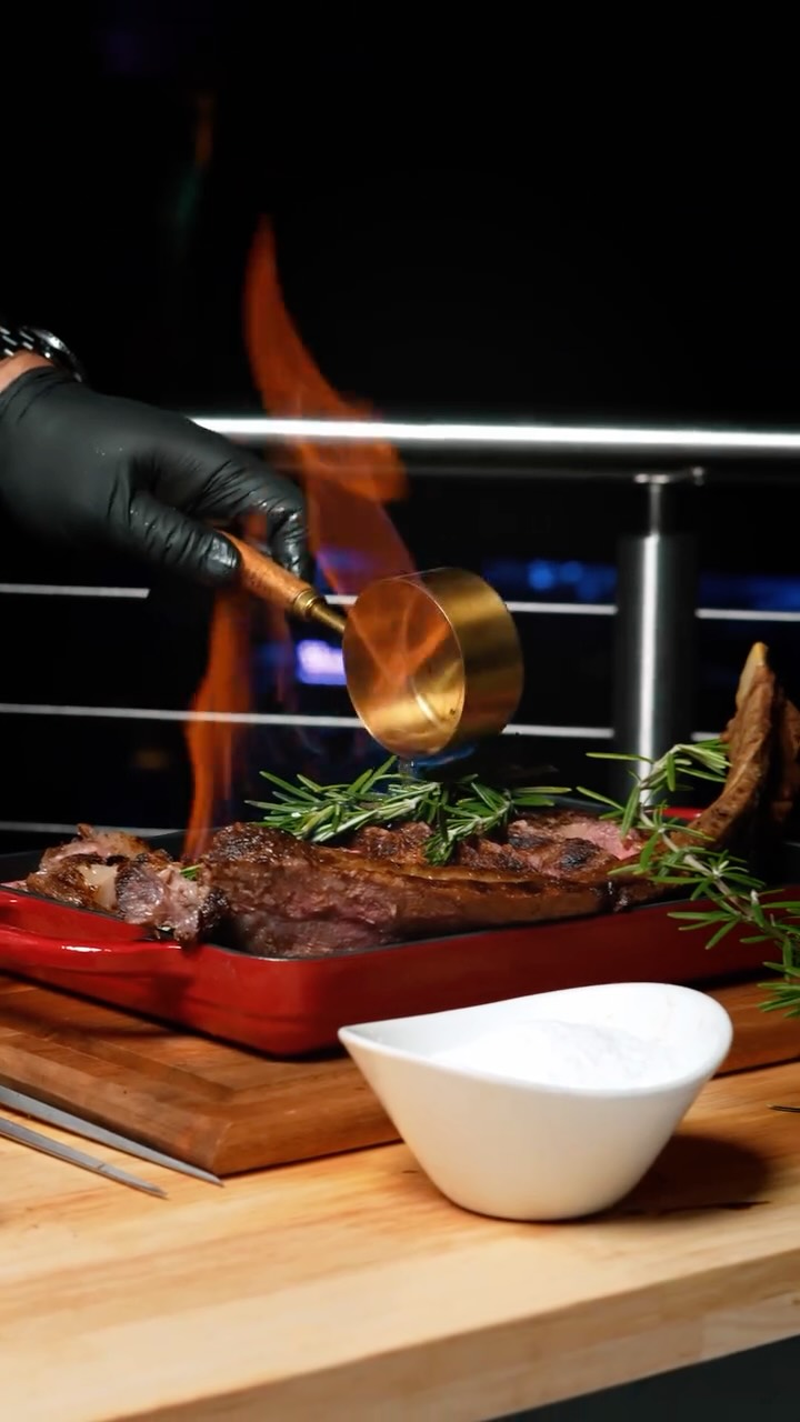Corazón: A Theatrical Dining Experience