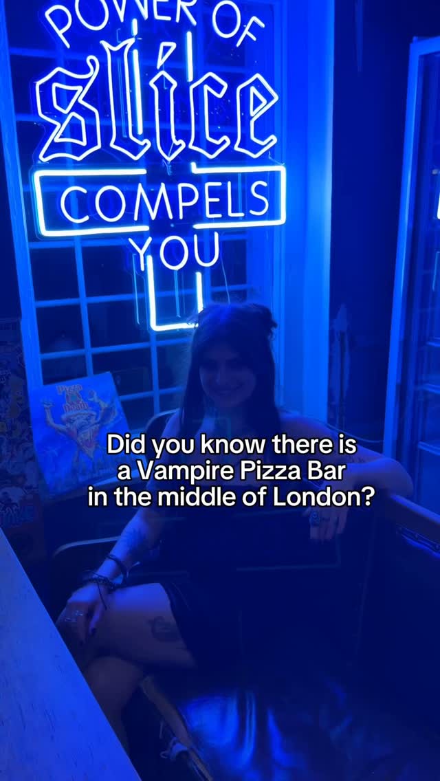 Vampire-Themed Pizza Bar in London