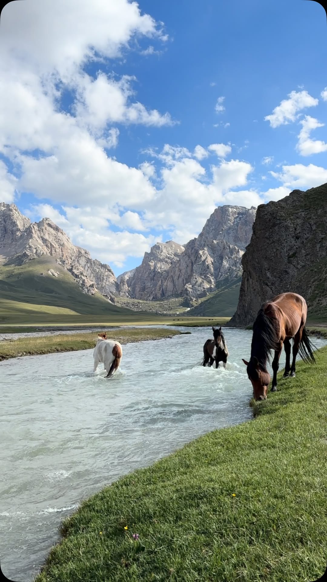 Kyrgyzstan Travel Guide